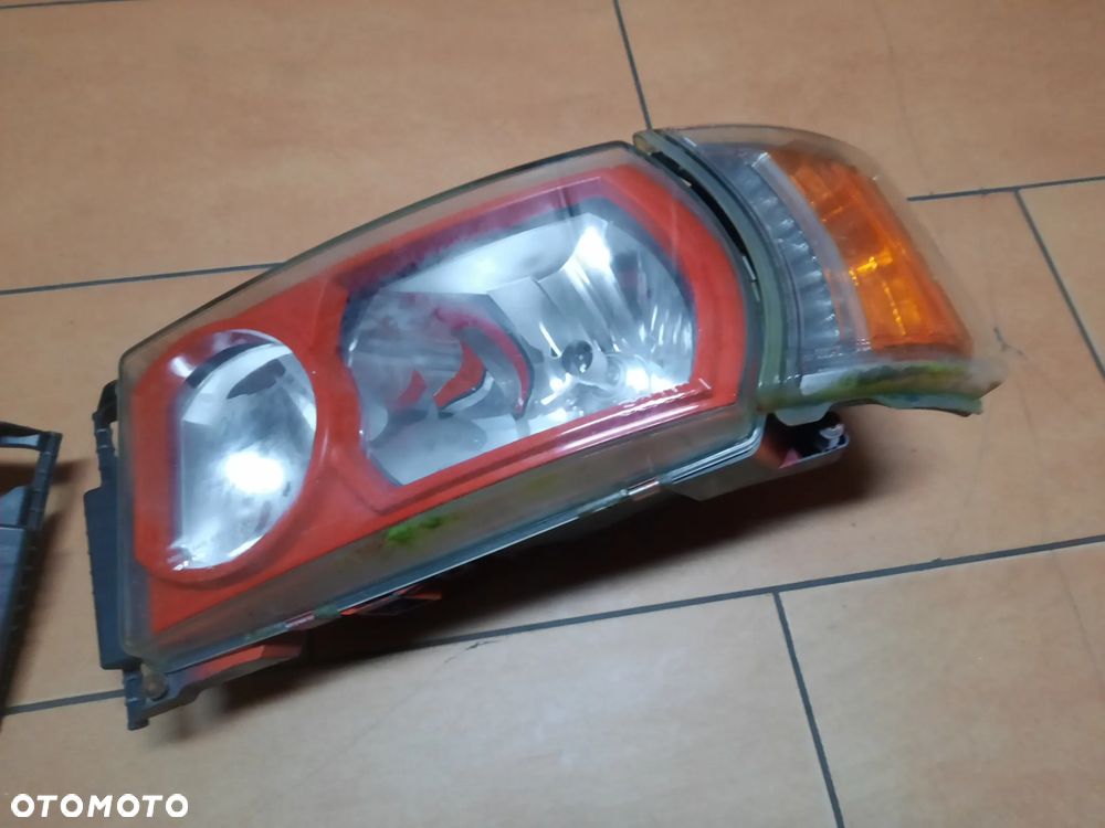 Lampa Przod Przednia Reflekor Komplet Scania Euro 6 - 2