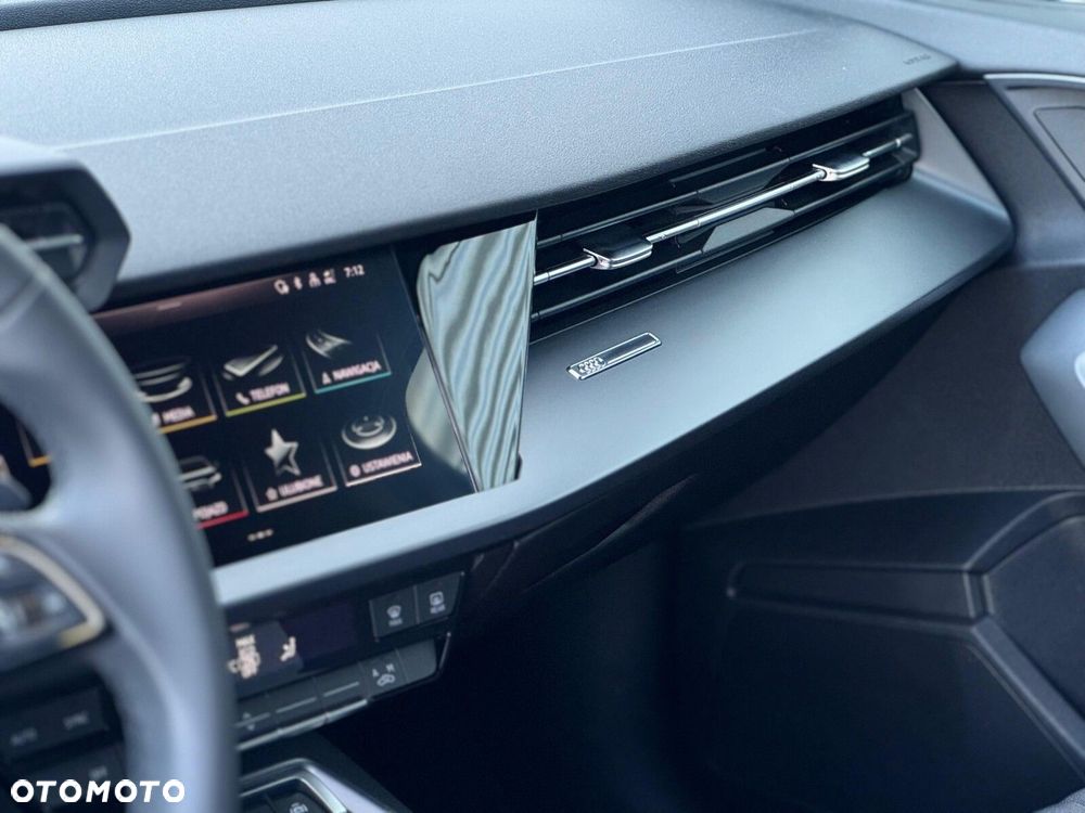Audi A3 Limousine 35 TFSI mHEV S Line S tronic - 13