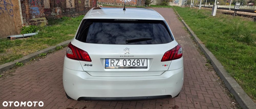 Peugeot 308 1.2 PureTech Style S&S - 8
