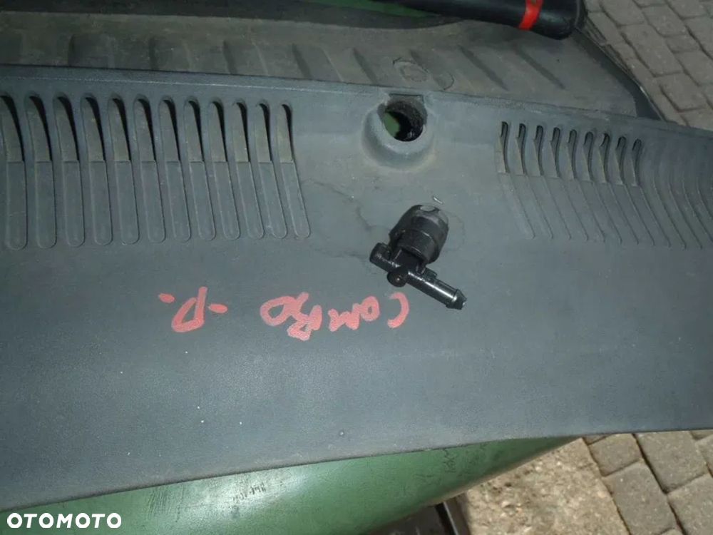podszybie spryskiwacz dysza spryskiwaczy opel corsa c duzo do nich - 4
