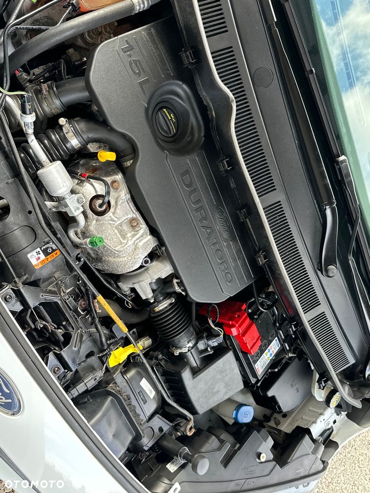 Ford Tourneo Courier 1.5 TDCi S&S Ambiente - 40