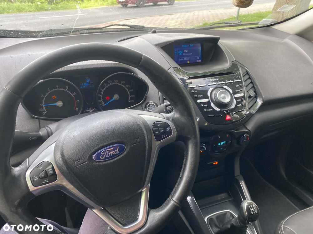 Ford EcoSport - 10