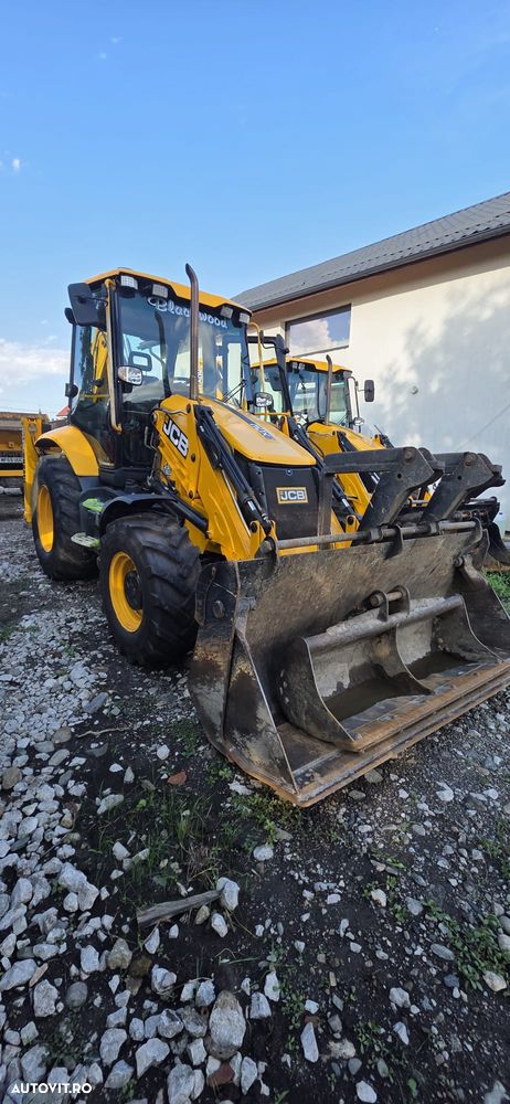 JCB 3CX - 7