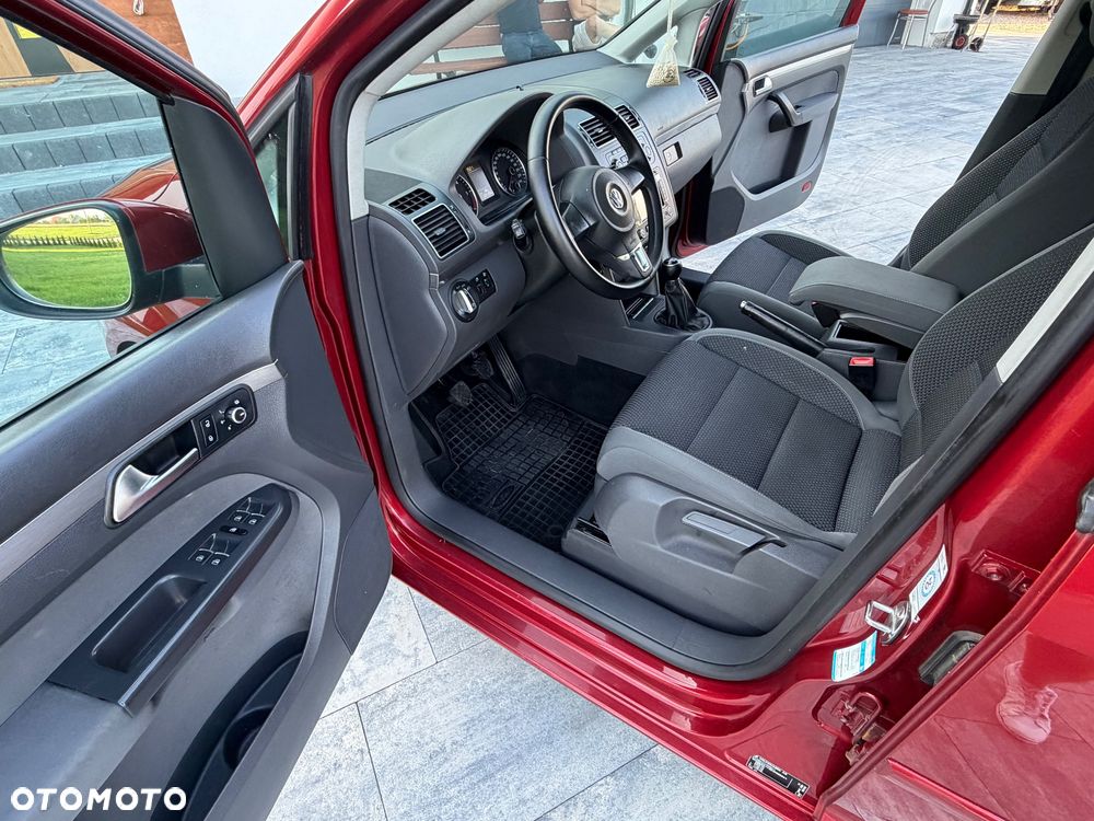Volkswagen Touran 1.6 TDI DPF BlueMot Comfortline - 28