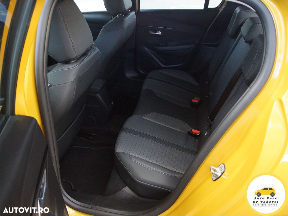 Peugeot 208 PureTech 100 EAT8 Allure Pack - 21