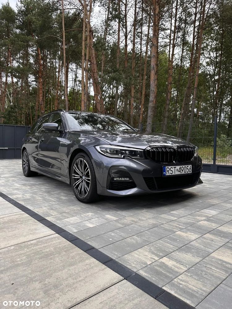 BMW Seria 3 320d xDrive MHEV M Sport sport - 2