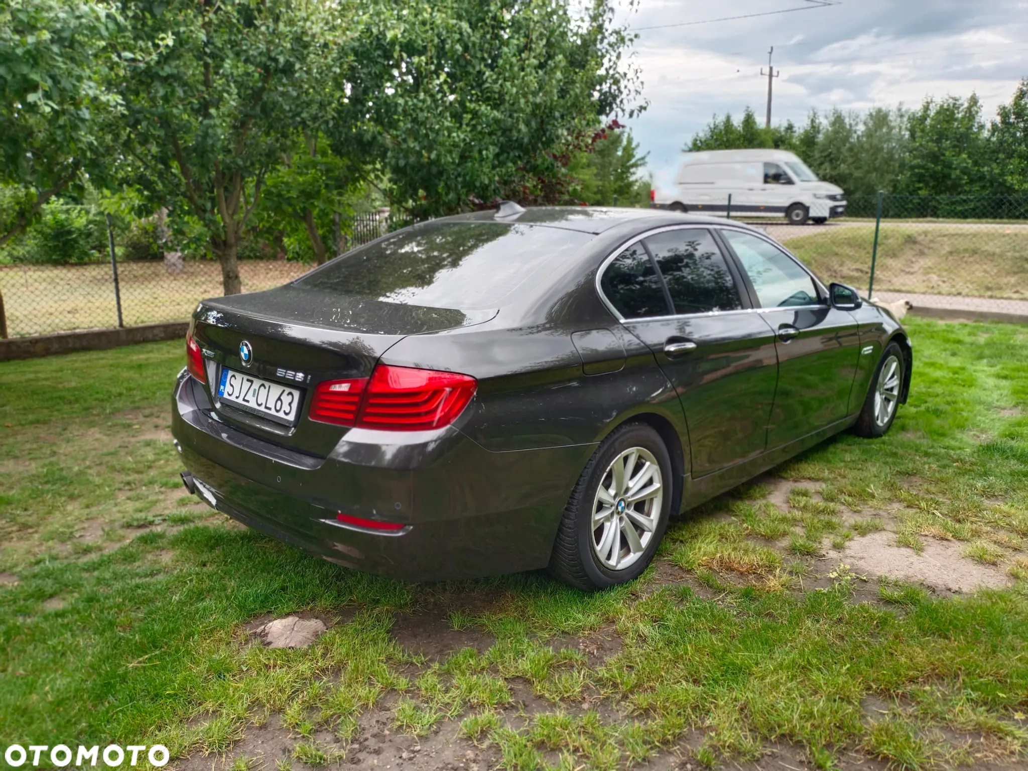BMW Seria 5 528i xDrive Luxury Line - 6