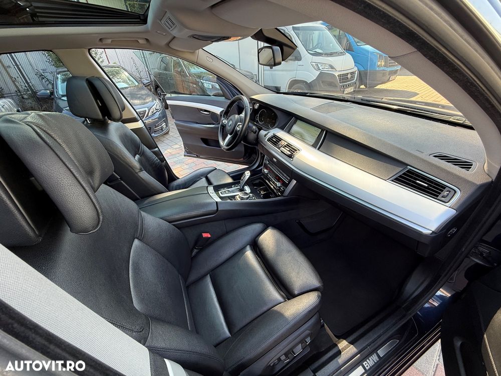 BMW Seria 5 530d xDrive - 30