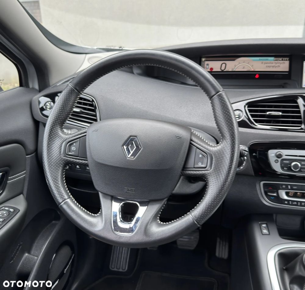 Renault Scenic ENERGY TCe 130 S&S Bose Edition - 31