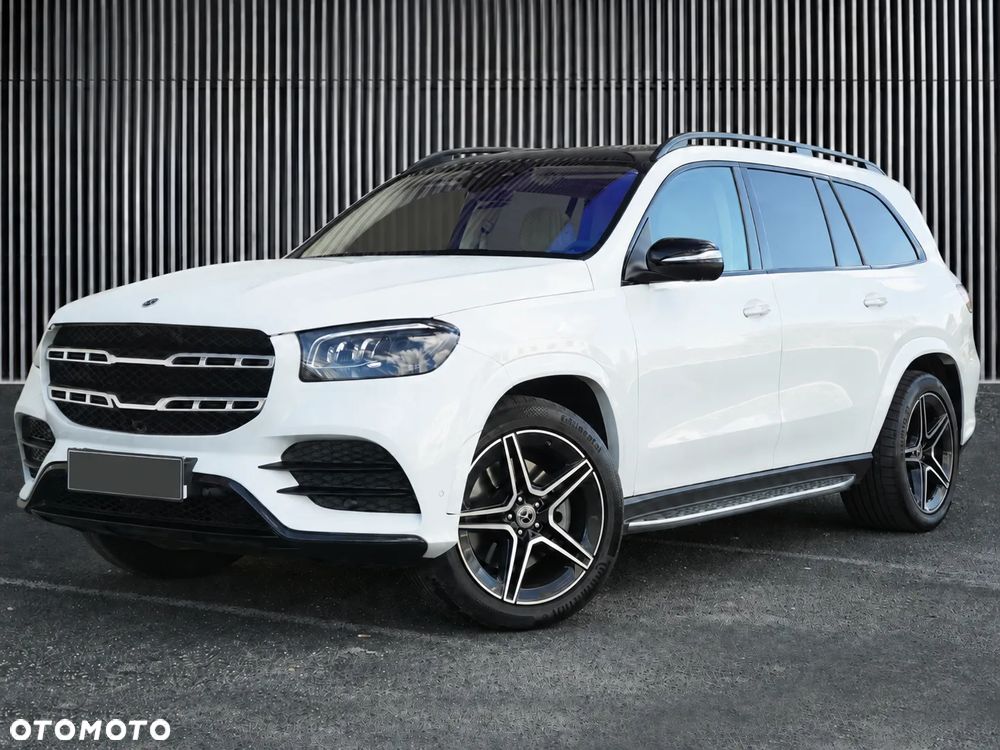 Mercedes-Benz GLS - 1
