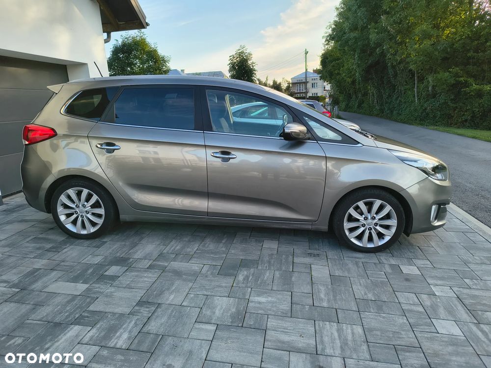 Kia Carens 1.7 CRDi 115 Fifa World Cup Edition - 3