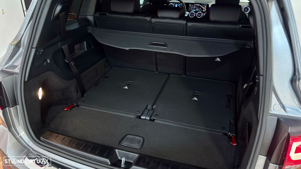 Mercedes-Benz GLB 180 d AMG Line - 14