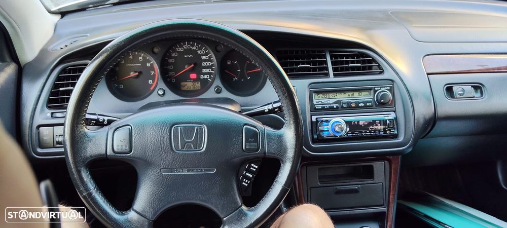 Honda Accord 2.0 ES - 6