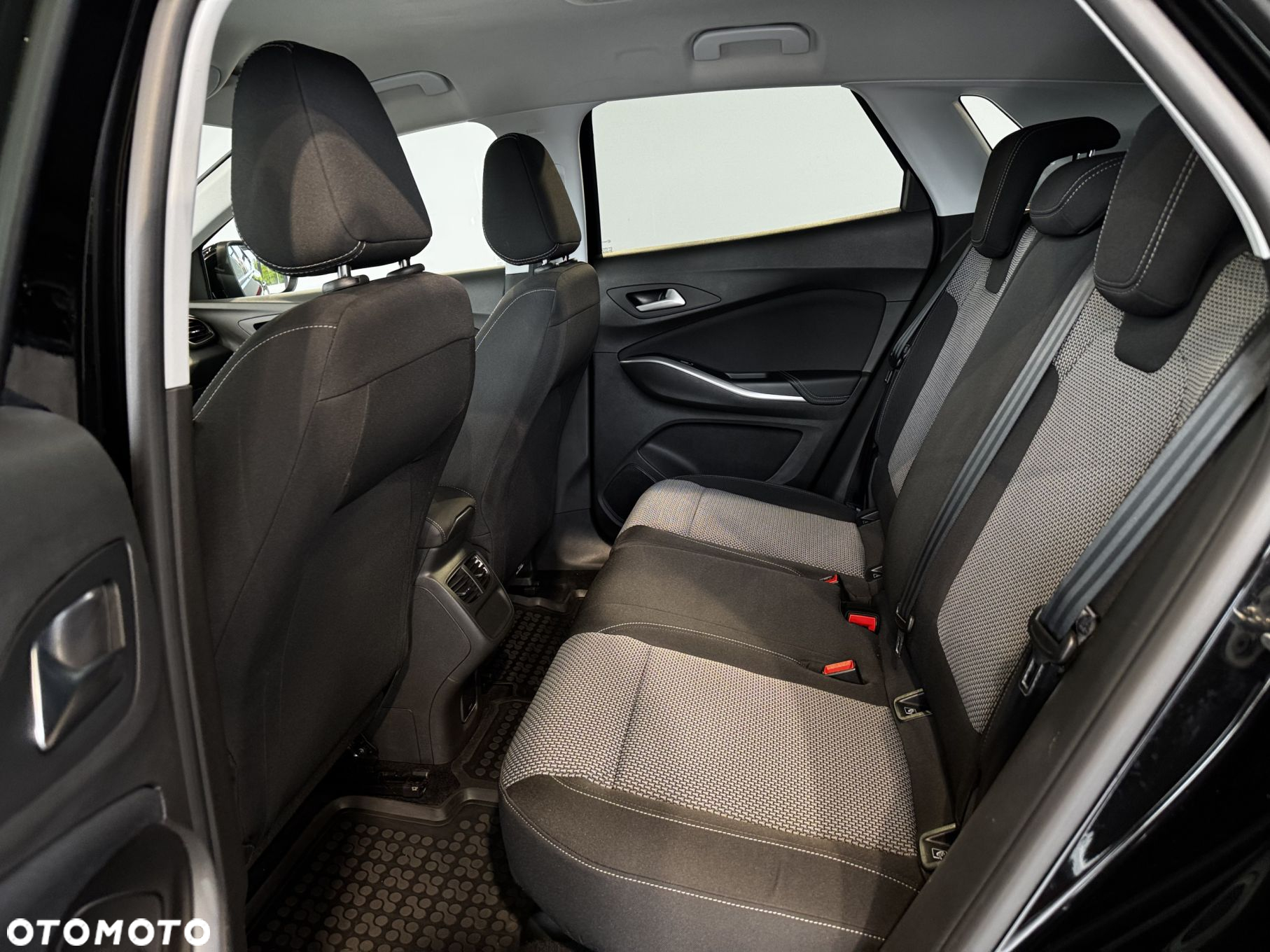 Opel Grandland X - 15