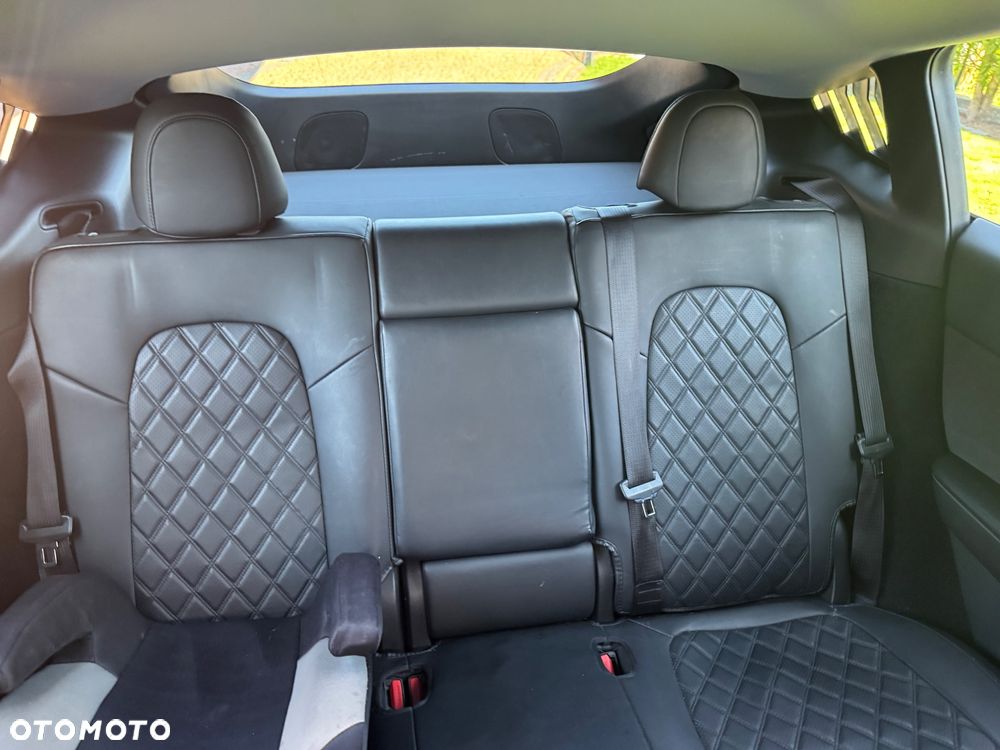 Tesla Model Y Performance AWD - 9