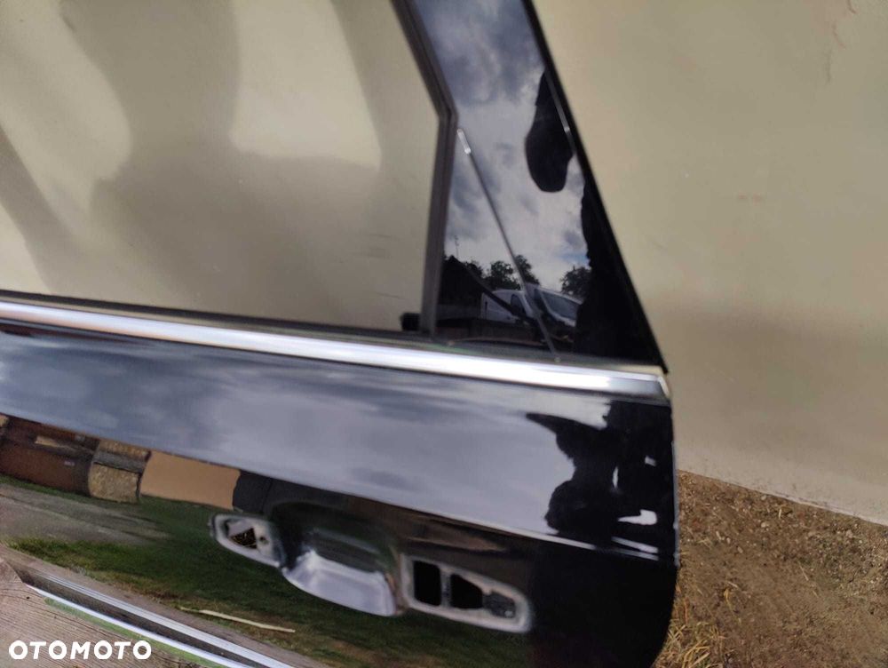 Drzwi tylne lewe LEWY TYŁ VOLVO S90 KOD 17700 W KOLOR - 8