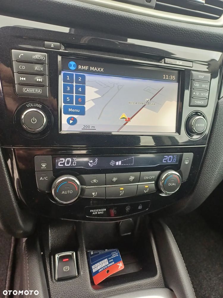 Nissan Qashqai 1.2 DIG-T N-Connecta - 17