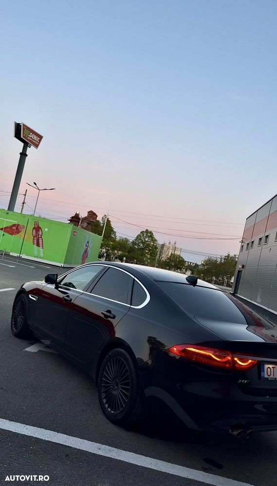 Jaguar XF 20d Aut. Prestige - 8