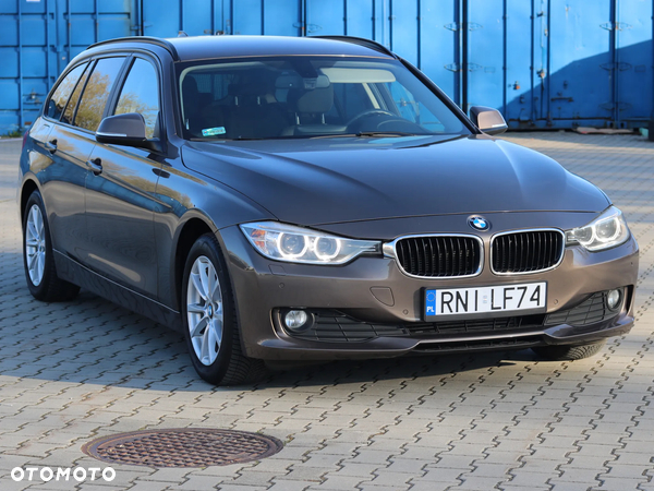 BMW Seria 3 320d Touring Efficient Dynamics Edition