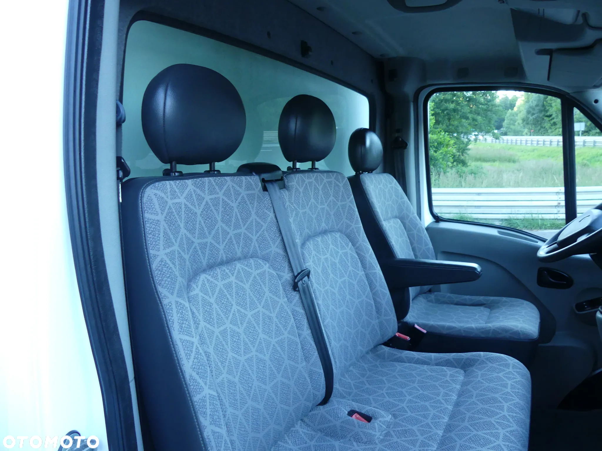 Renault Master 2.5 dci 150 KM - 17