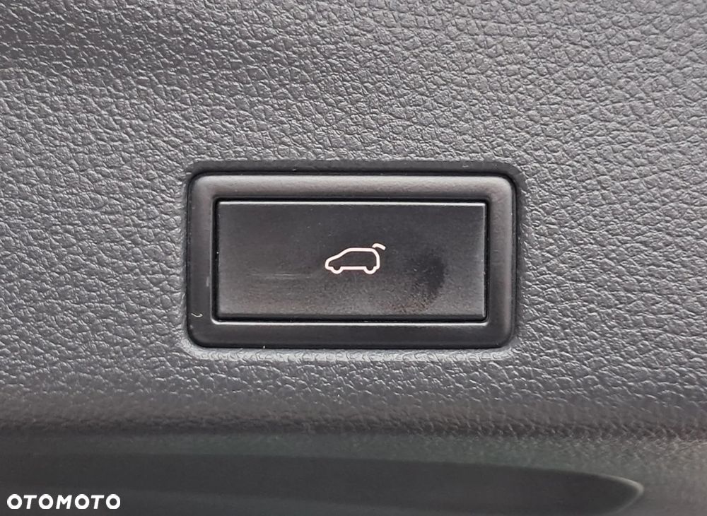 Volkswagen Sharan 2.0 TDI DSG Highline - 31