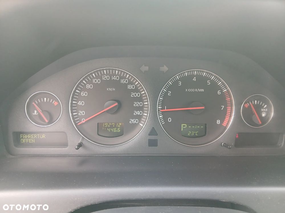 Volvo V70 2.4 Edition Comfort - 10