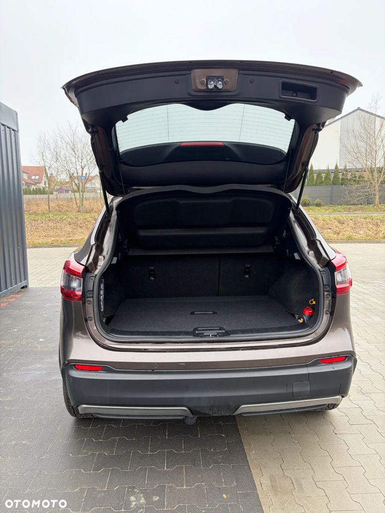 Nissan Qashqai 1.2 DIG-T Xtronic N-Connecta - 8