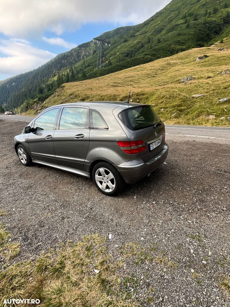 Mercedes-Benz B 200 - 13