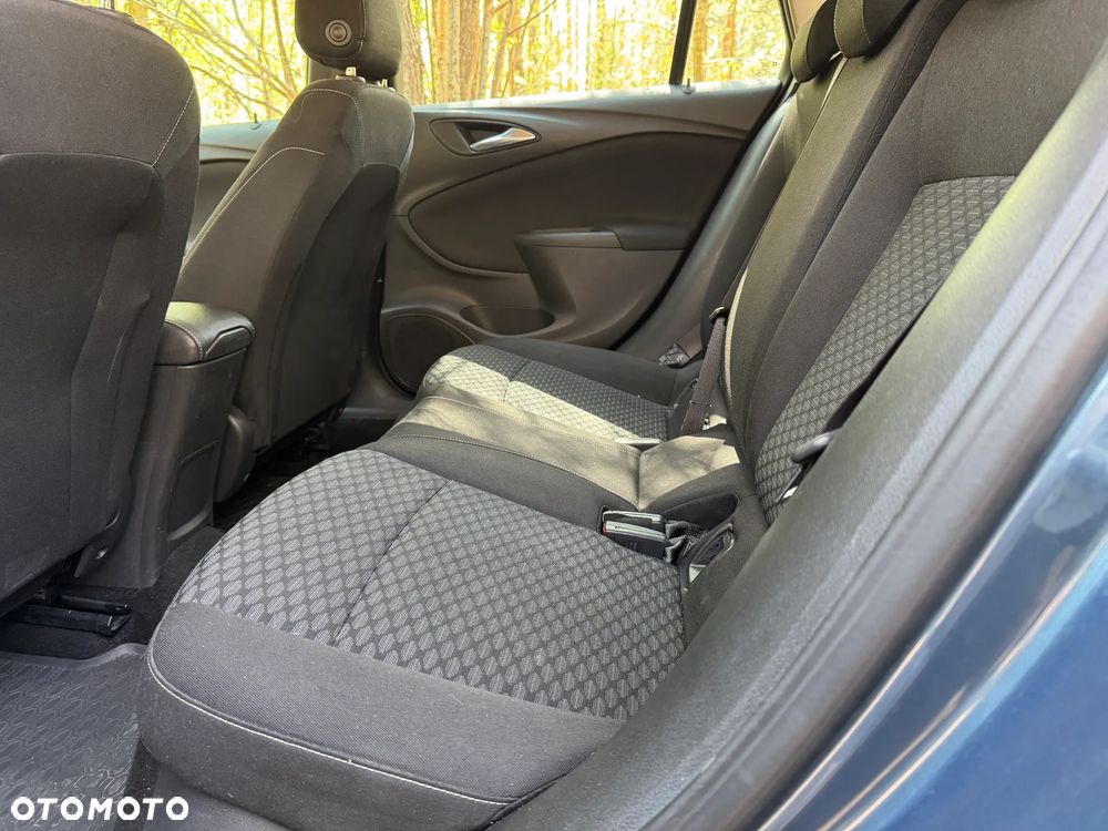 Opel Astra 1.6 CDTI Enjoy S&S - 28