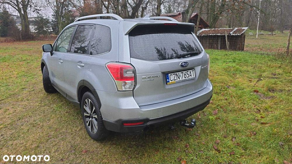 Subaru Forester 2.0XT Comfort Lineartronic EU6 - 6