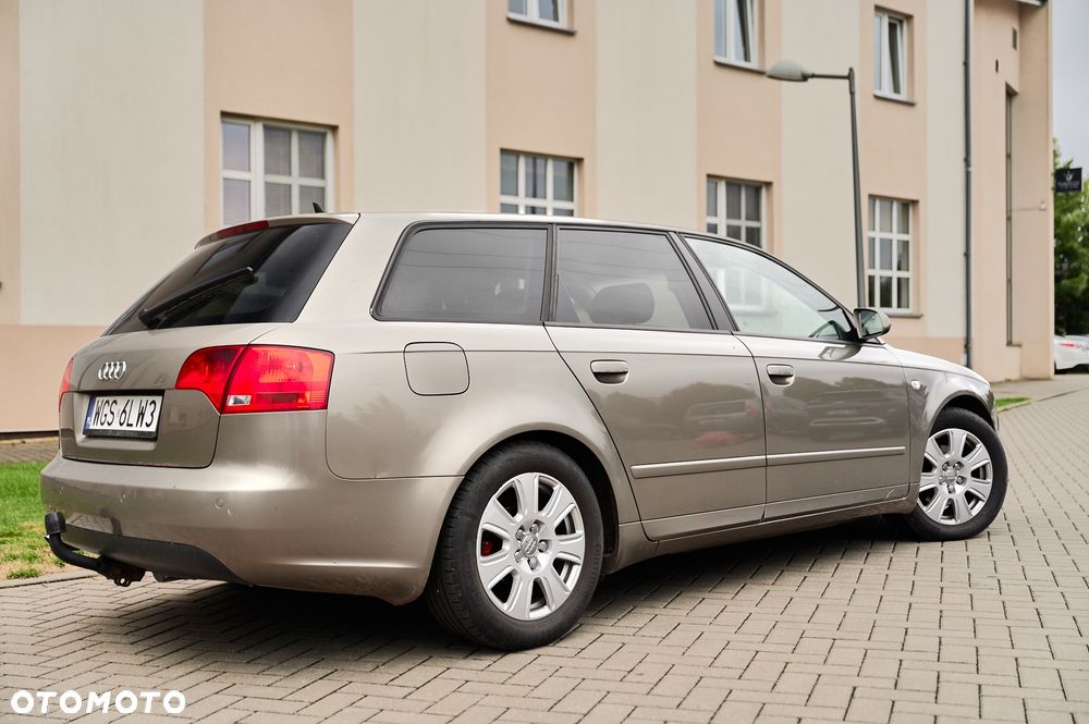 Audi A4 Avant - 23