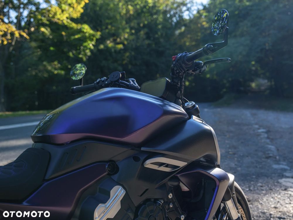 Ducati Diavel - 19