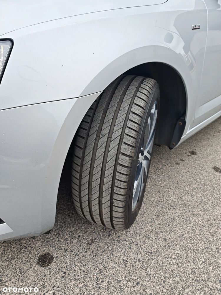 Skoda Octavia 2.0 TDI Drive - 25