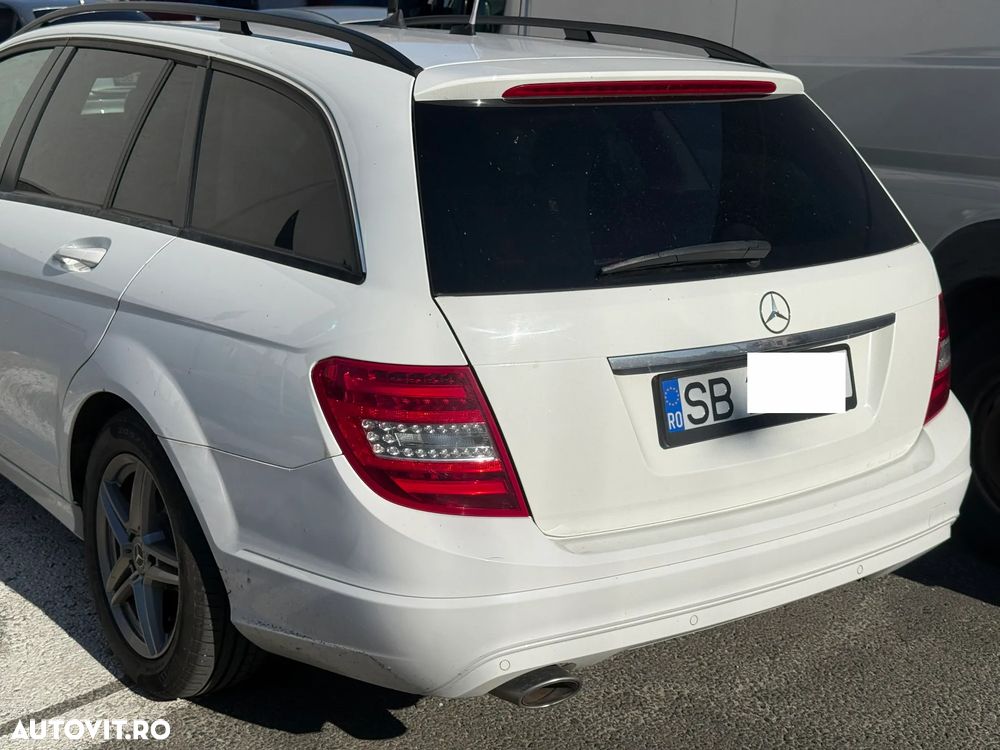 Mercedes-Benz C - 4