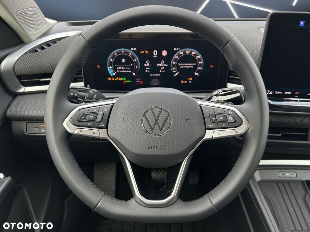 Volkswagen T-Roc - 15