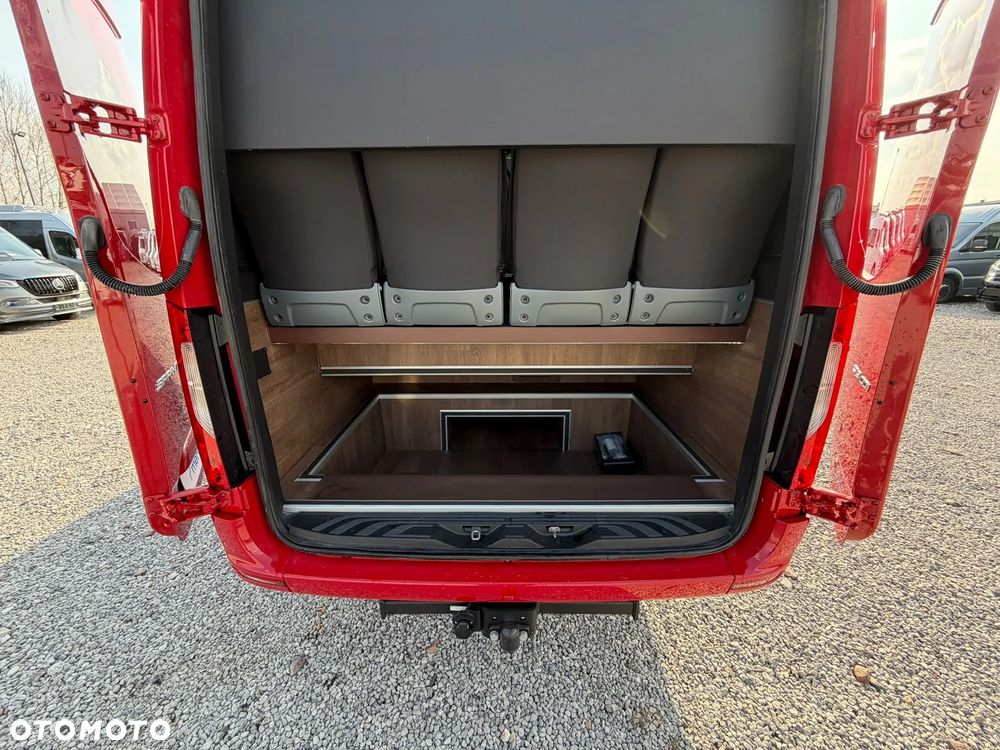 Mercedes-Benz Sprinter 519 - 10