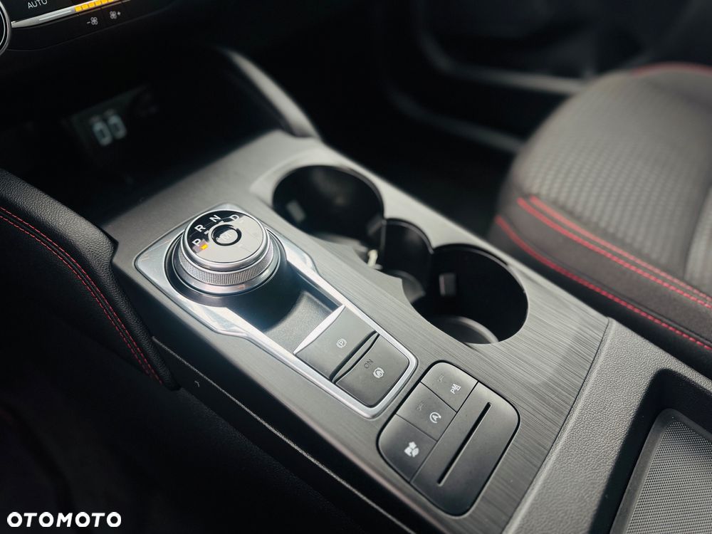 Ford Kuga 2.0 EcoBlue 4x4 ST-LINE - 19