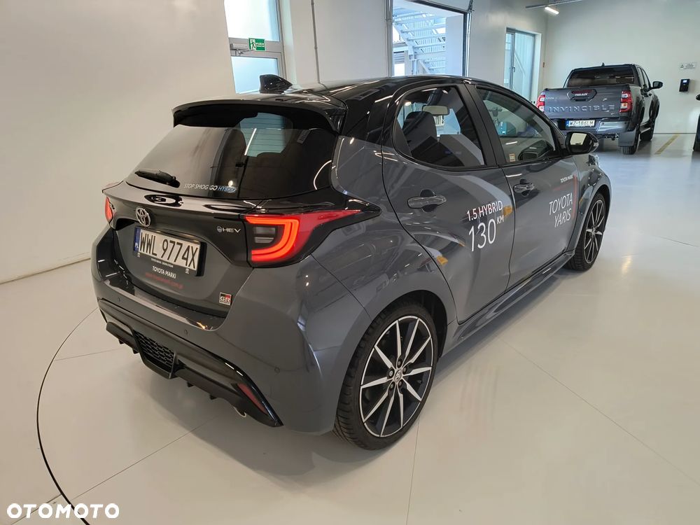 Toyota Yaris Hybrid 1.5 GR Sport - 6