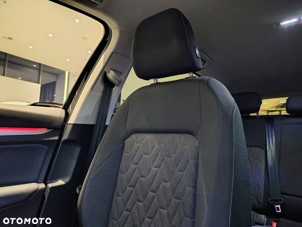 Volkswagen Golf - 15