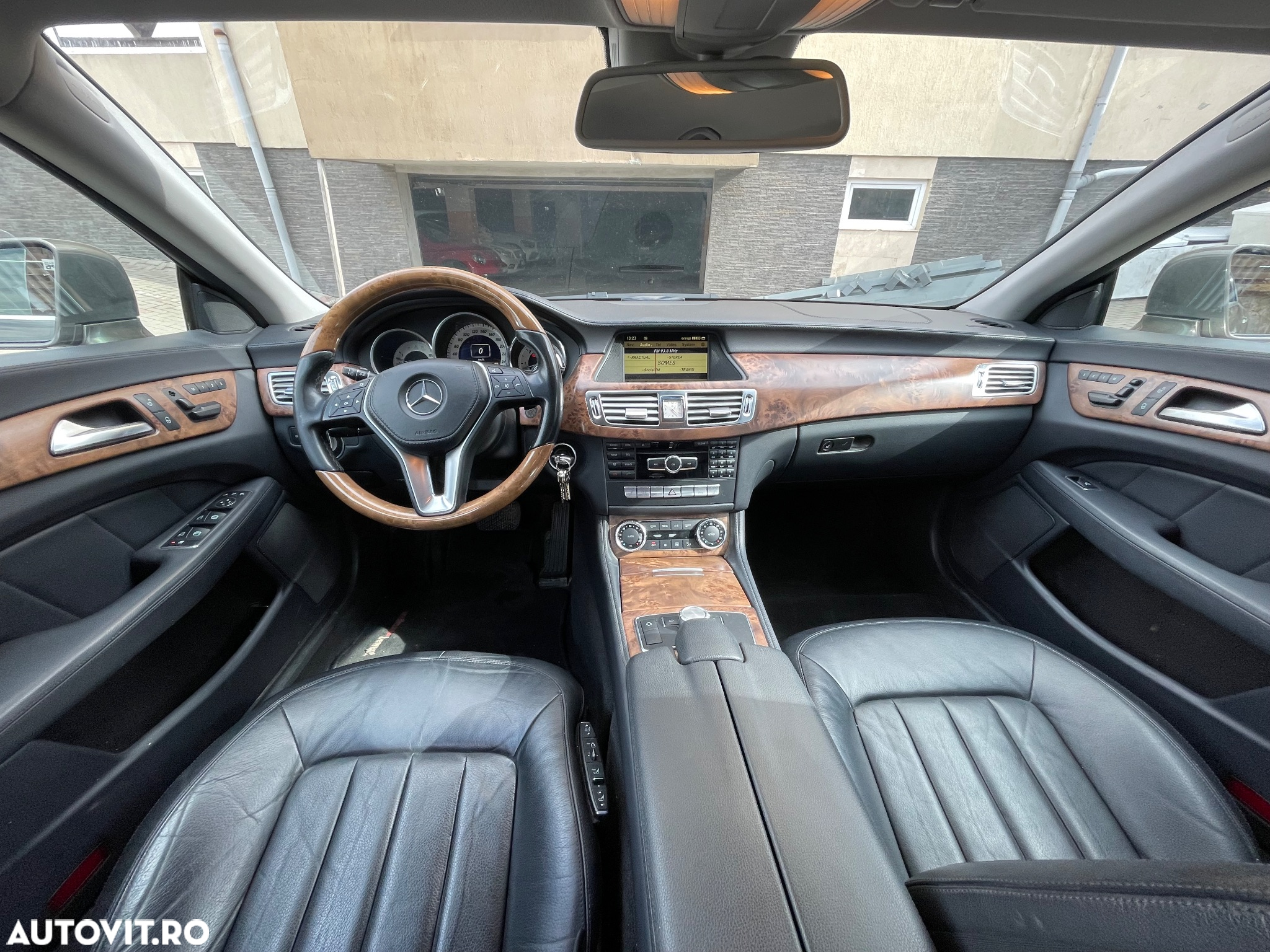 Mercedes-Benz CLS 350 CDI BlueEfficiency 4MATIC SB Aut - 13