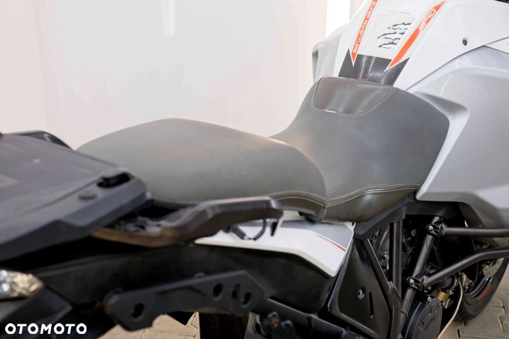 KTM Super Adventure - 35