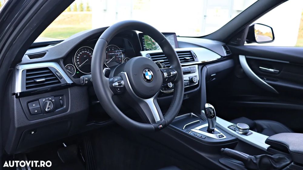 BMW Seria 3 330e iPerformance M Sport - 23