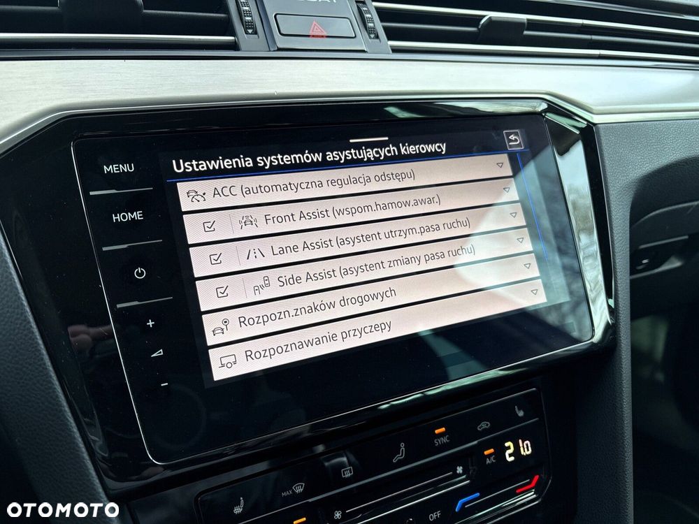 Volkswagen Passat - 24