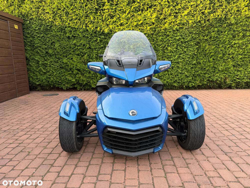 Can-Am Spyder - 3
