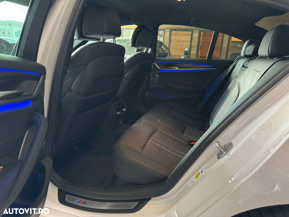 BMW Seria 5 530d xDrive Aut. M Sport Edition - 9