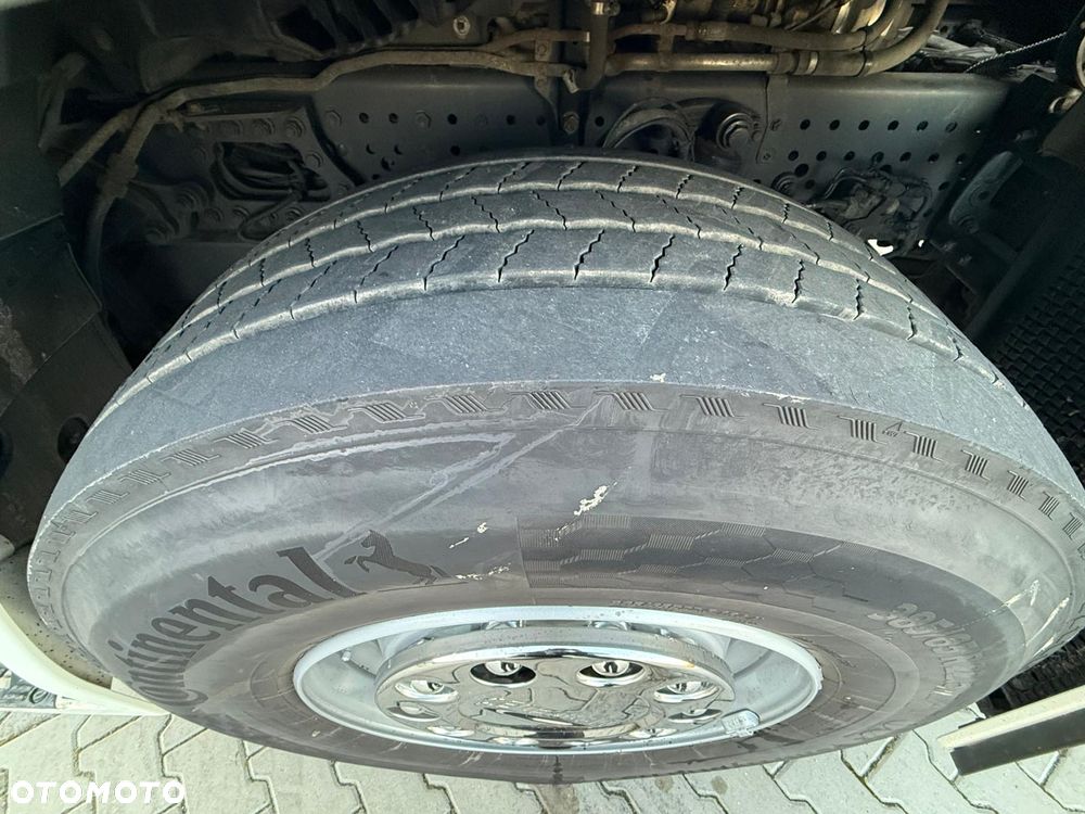 Mercedes-Benz ACTROS 1840 / CHŁODNIA / WINDA / 15 EUROPALET / 6.10 M DŁUGOŚCI / DUŻA KABINA / AUTOMAT / SPROWADZONY / SERWISOWANY / EURO 6 - 19