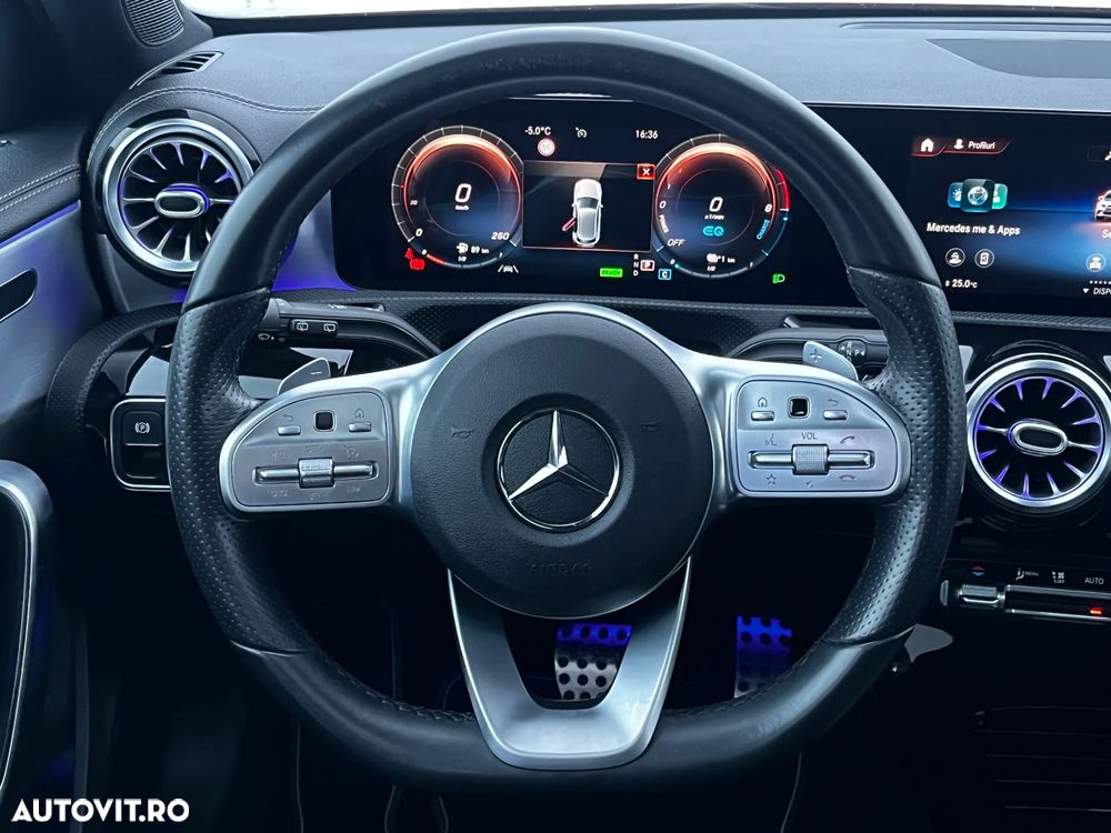 Mercedes-Benz A 250 e 8G-DCT - 13