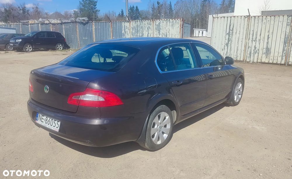 Skoda Superb 2.0 TDI Comfort - 9