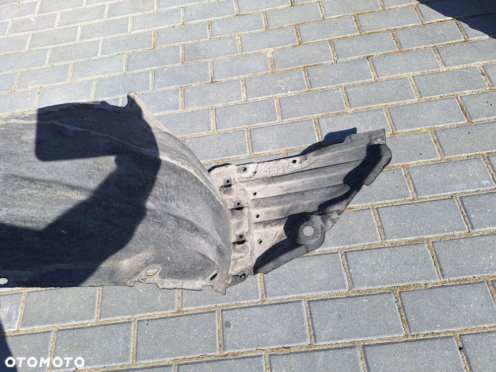 NADKOLE PRAWE PRZÓD PRZEDNIE TOYOTA COROLLA E21 - 3