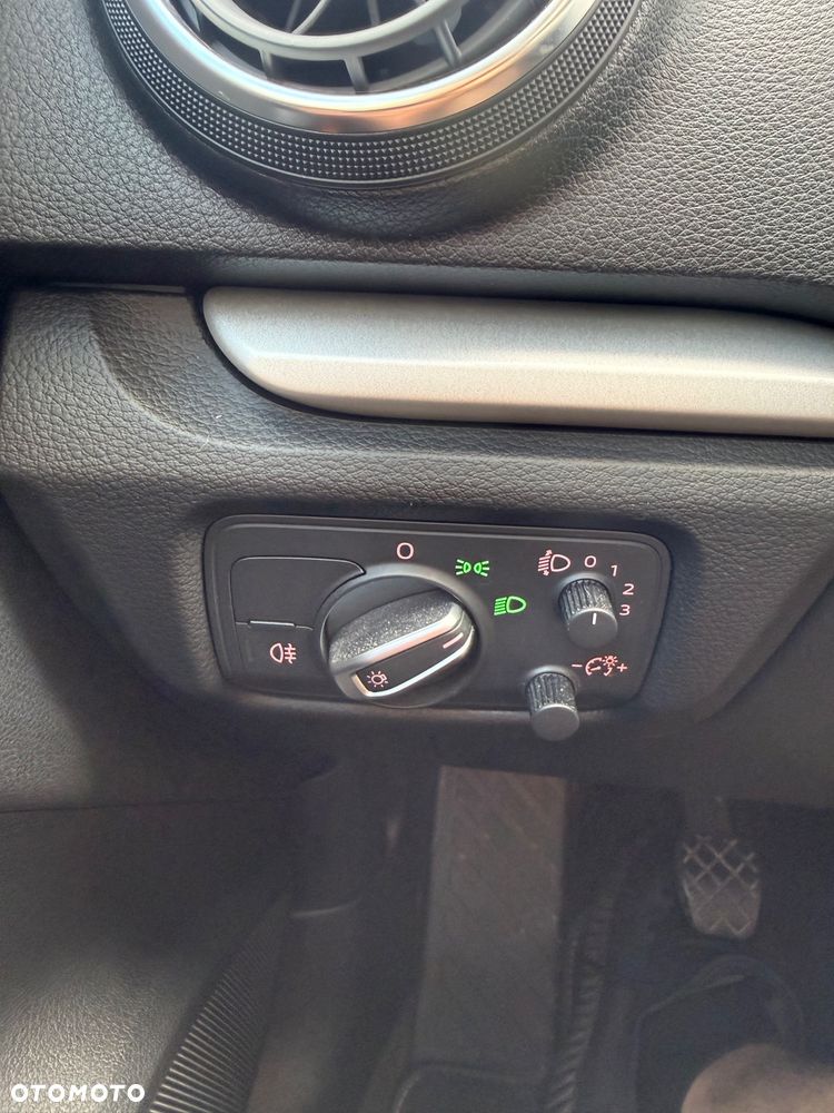 Audi A3 Sportback - 18